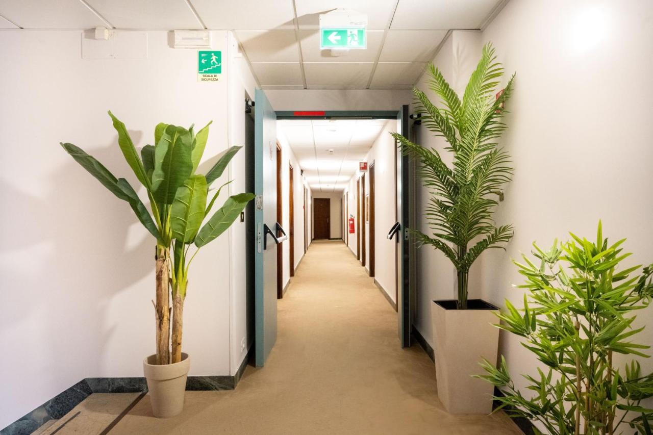 Camelia Rooms Venice Guesthouse เมสเตร ภายนอก รูปภาพ