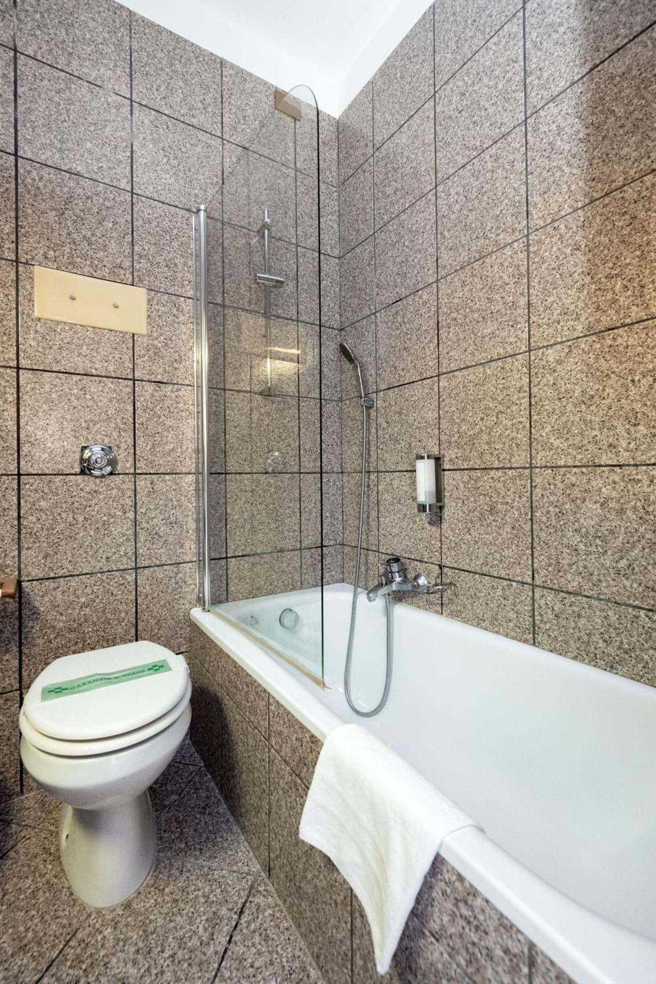 Camelia Rooms Venice Guesthouse เมสเตร ภายนอก รูปภาพ